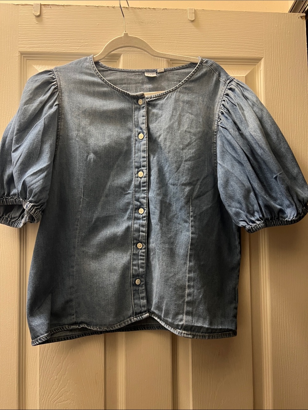 GAP Light Blue Denim Puff-Sleeve Button-Front Top